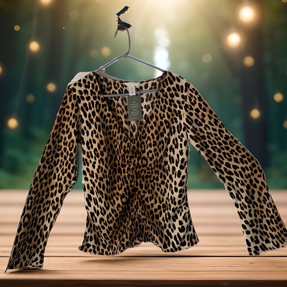 NEW Women’s H&M Cheetah Print Blouse Top Sz Med Unleash Your Inner Wild Child